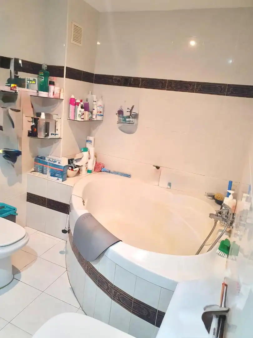 Bany de Apartament en venda en Alicante / Alacant amb Aire condicionat, Calefacció i Terrassa