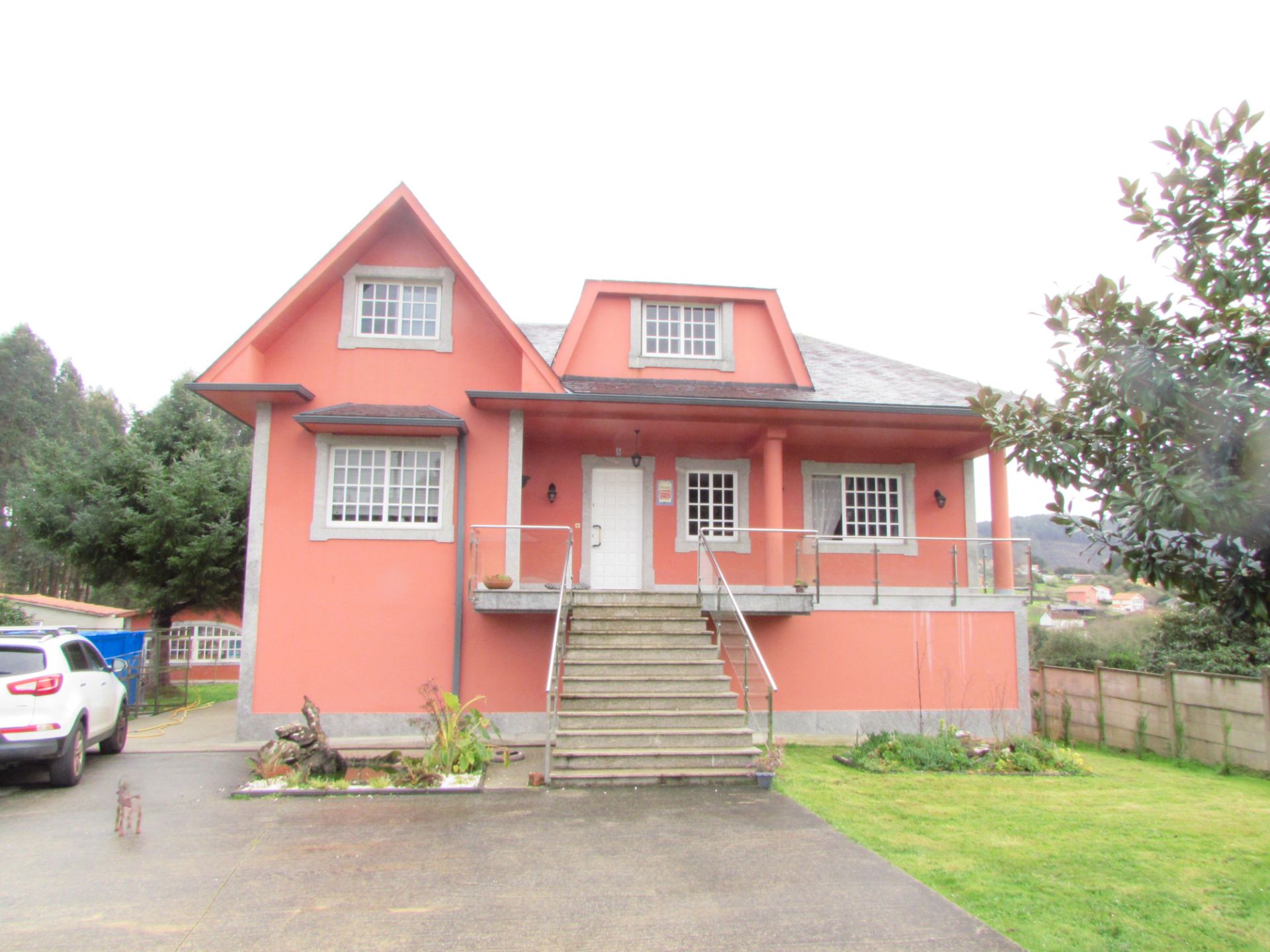 Vista exterior de Casa o chalet en venta en Narón con Calefacción, Jardín privado y Terraza