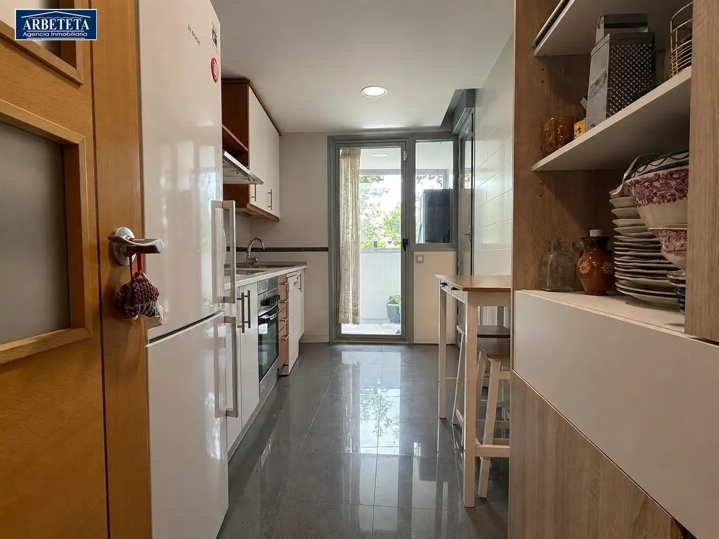 Küche von Wohnung zum Verkauf in Yebes mit Heizung, Terrasse und Abstellraum