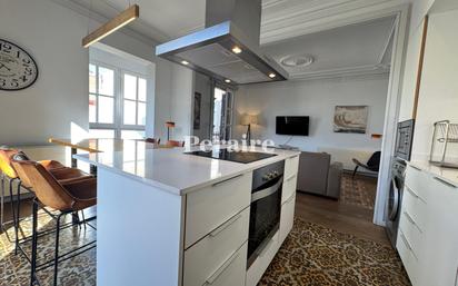 Kitchen of Flat to rent in  Barcelona Capital  with Air Conditioner, Heating and Terrace