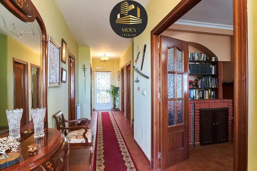 Casa o xalet en venda en Jaén amb Aire condicionat, Calefacció i Terrassa