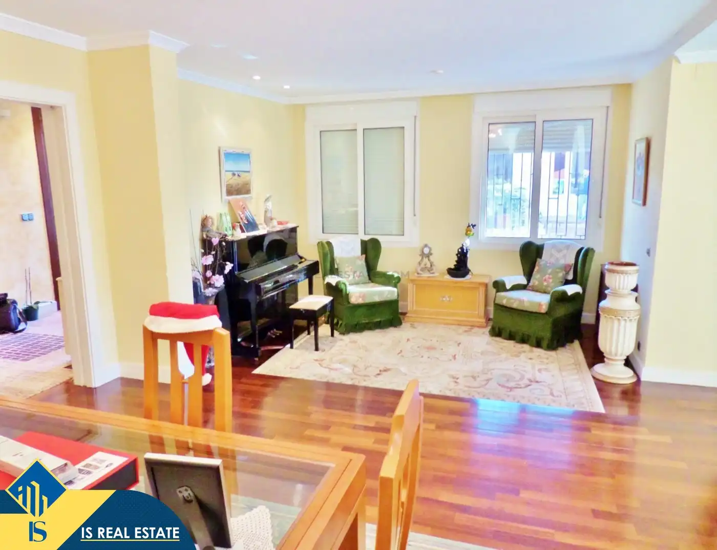 Living room of Houses for sale in Alicante / Alacant  with Terrace, Swimming Pool and Furnished