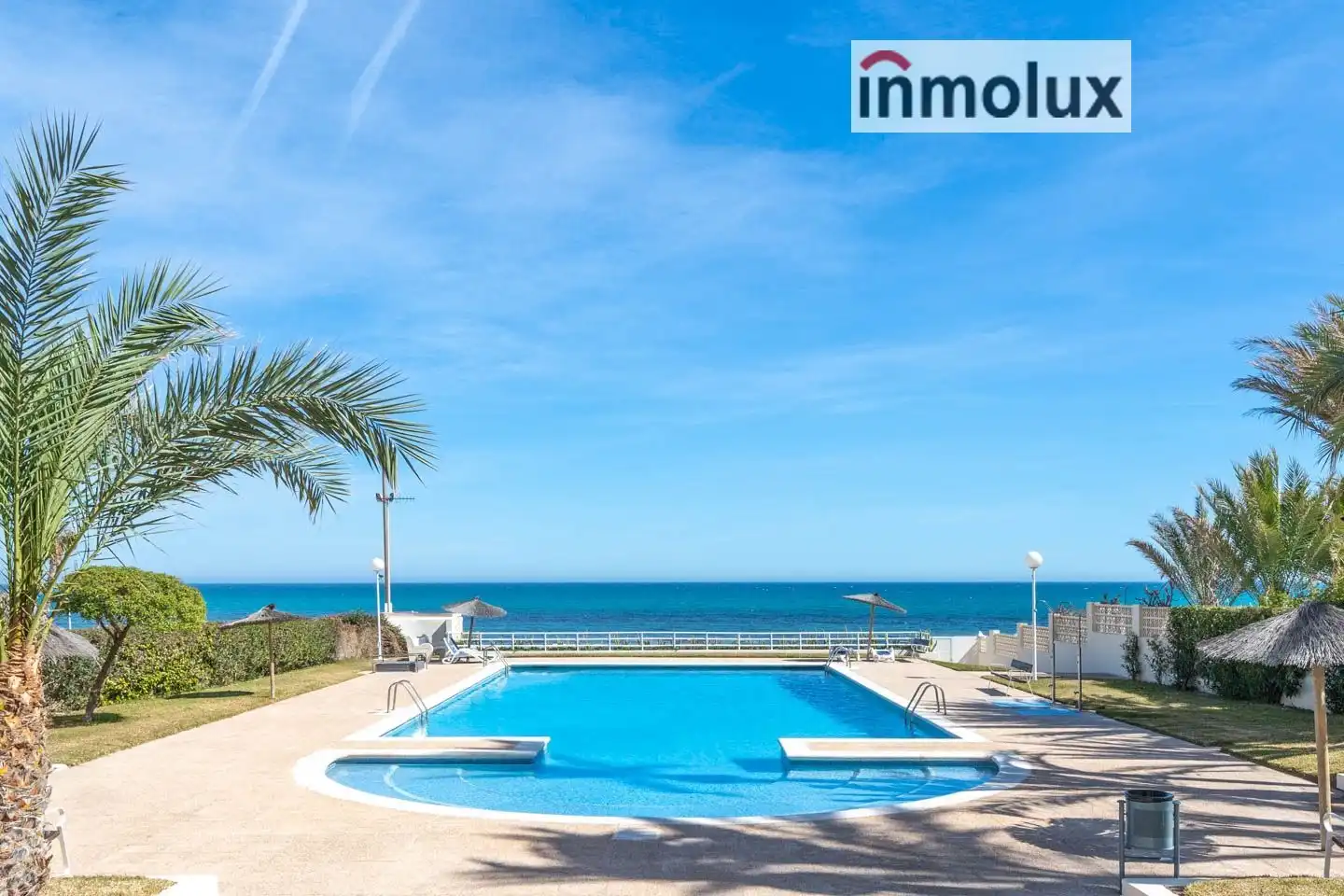 Appartamento con piscina in affitto a Calle Sicilia