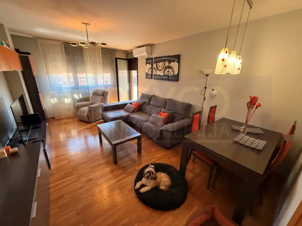 Sala de estar de Apartamento en venta en Villamediana de Iregua con Aire acondicionado