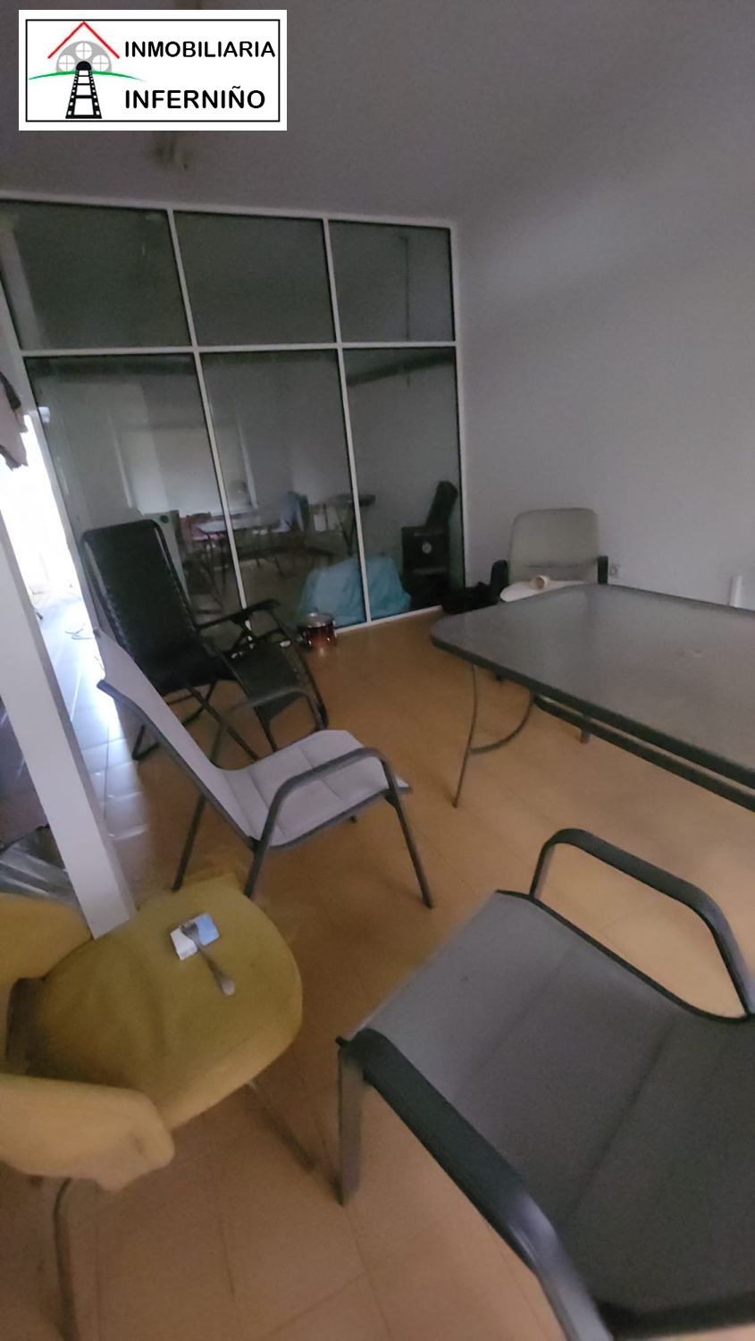 Building for sale in Ferrol