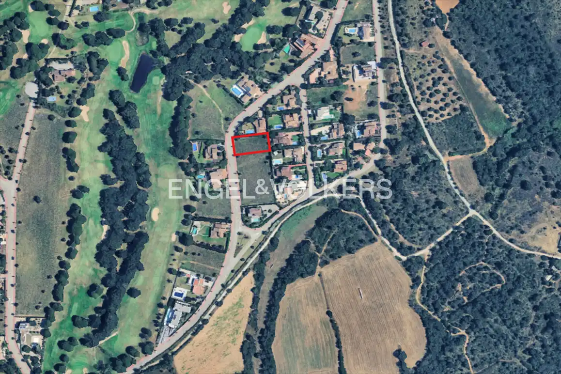 Residential land for sale in Carrer Comtes de Peralada