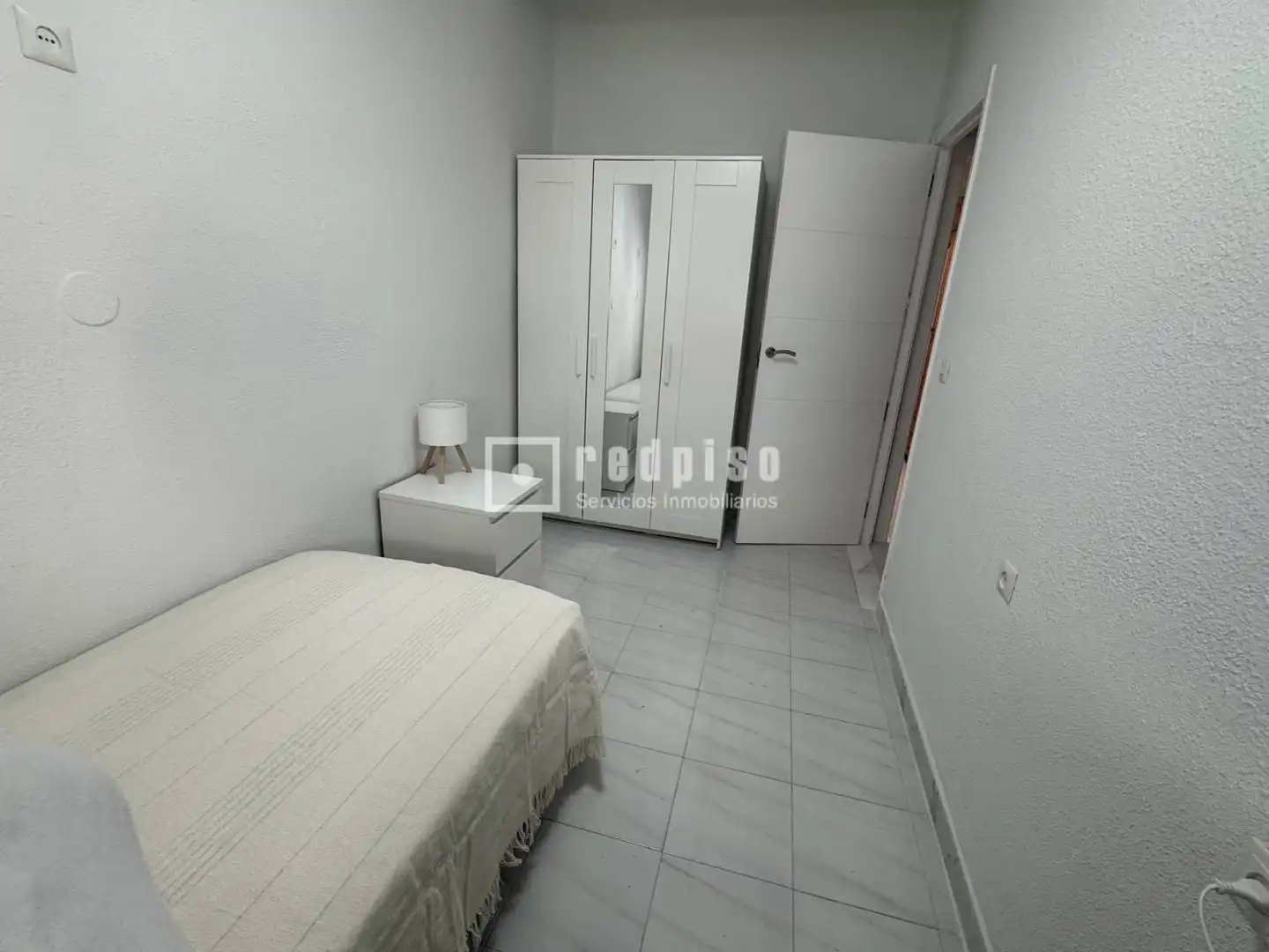 Bedroom of Flat for rent in Málaga  with Furnished and Alarm