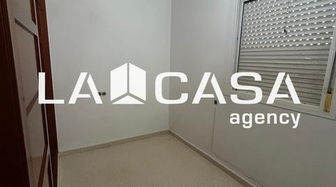 Foto 4 de Piso de alquiler en Avenida Reyes Catolicos, Centro - Doña Mercedes, Dos Hermanas