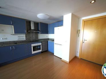 Penthouse with pool for sale in Carrer Port Joan
