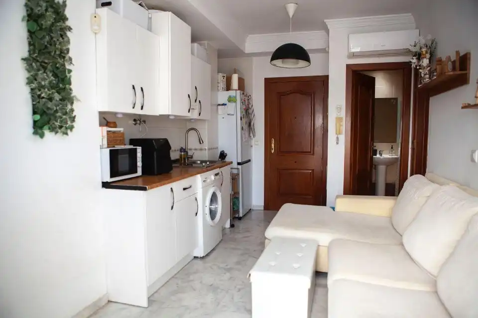 Cocina de Apartamento en venta en Vélez-Málaga con Calefacción, Terraza y Amueblado