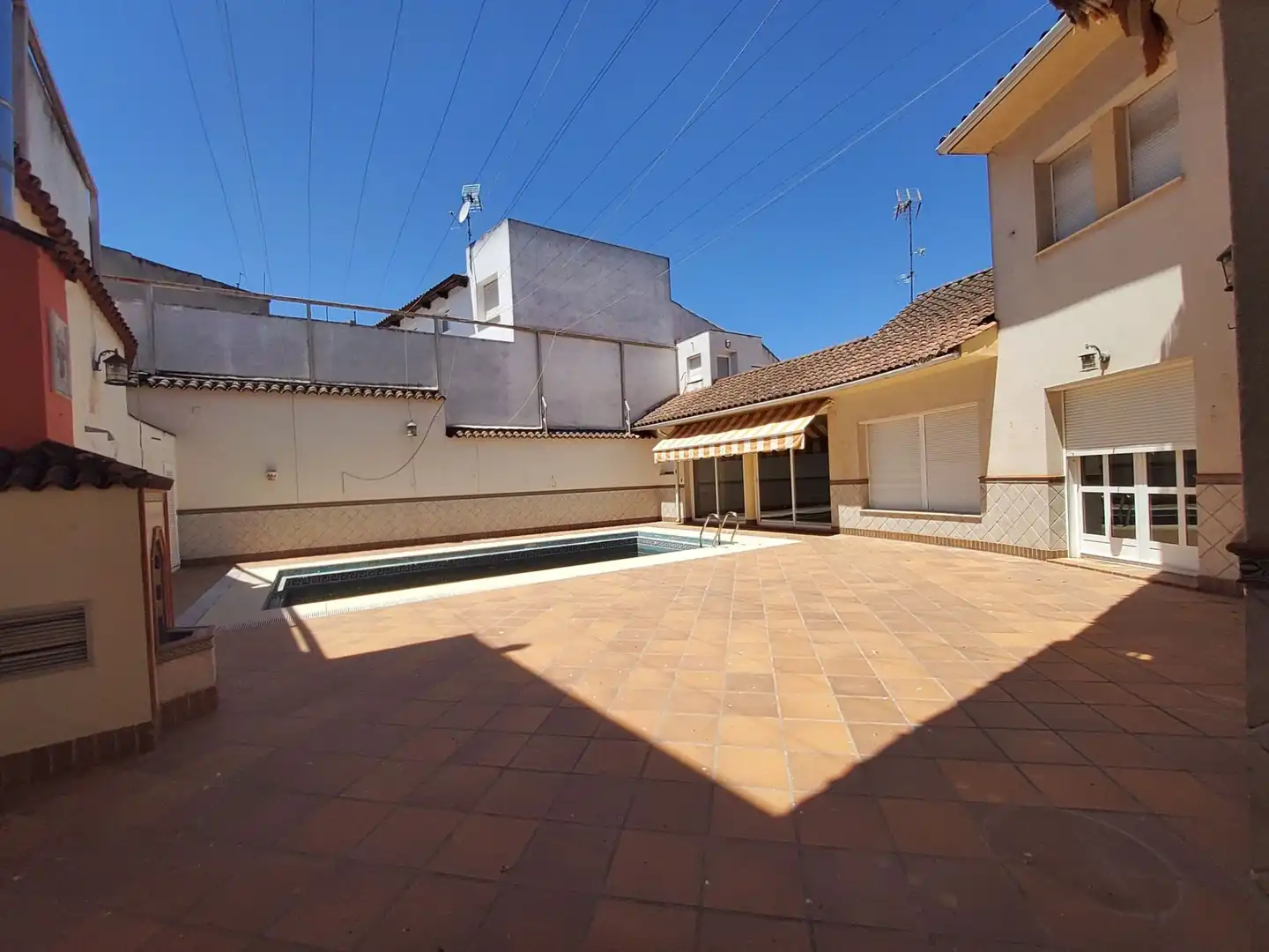 Casa con jardín en venta en El Carpio, imagen 4