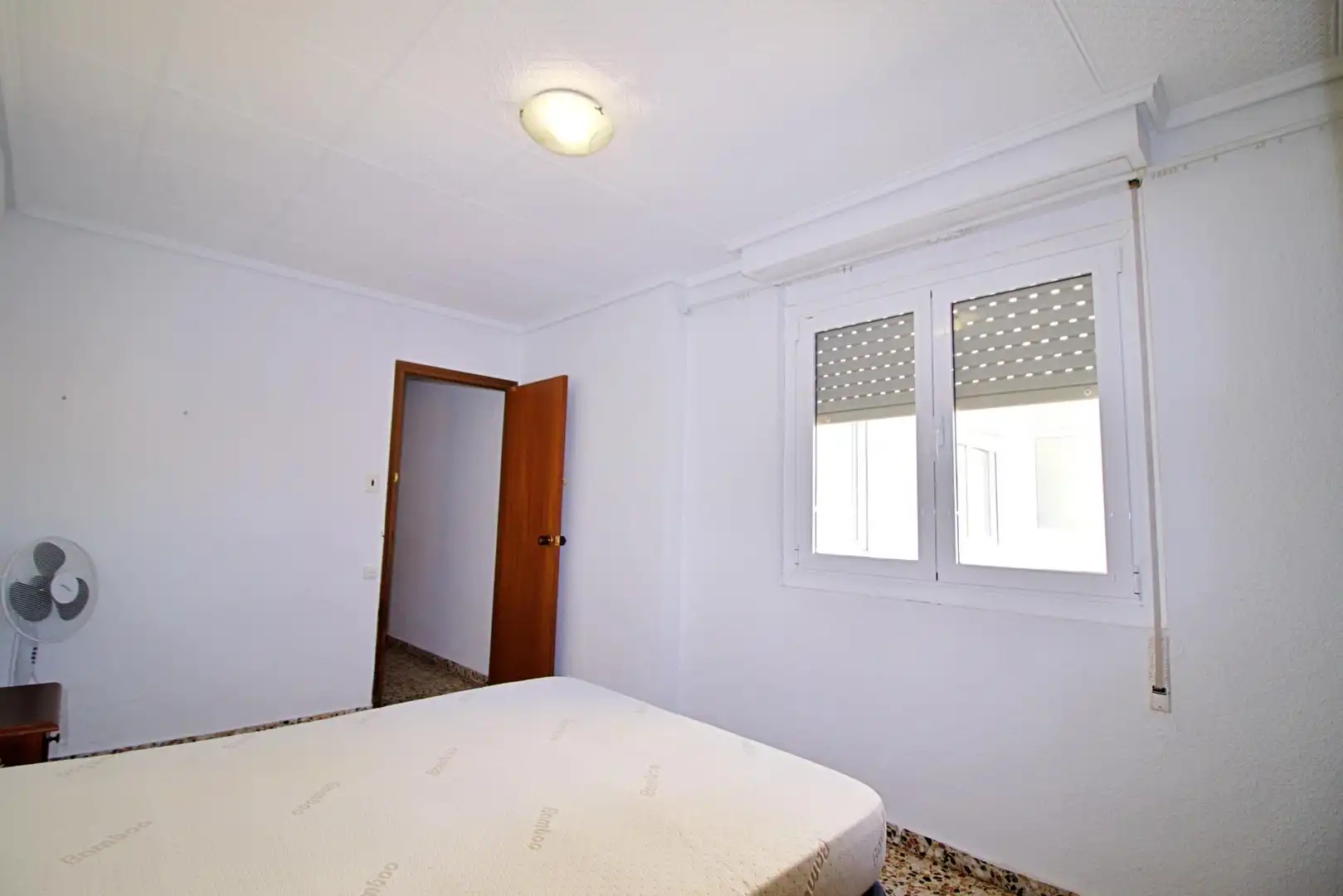 Schlafzimmer von Dachboden zum Verkauf in Elche / Elx mit Terrasse und Balkon