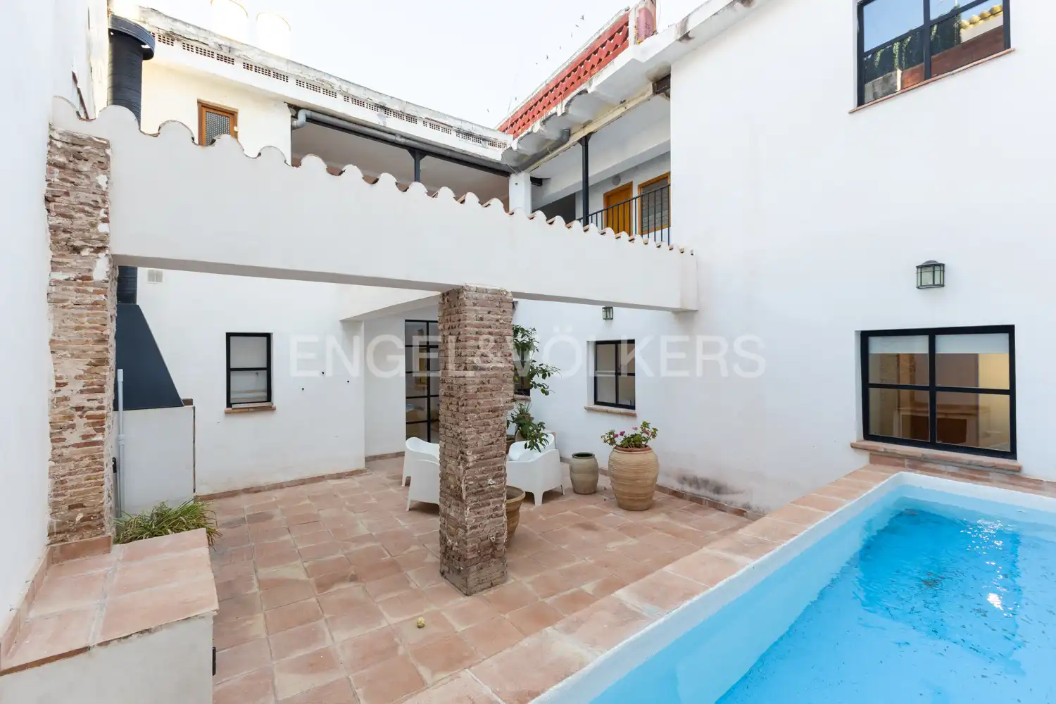 Vista exterior de Casa o xalet en venda en Moncofa amb Calefacció, Piscina i Balcó