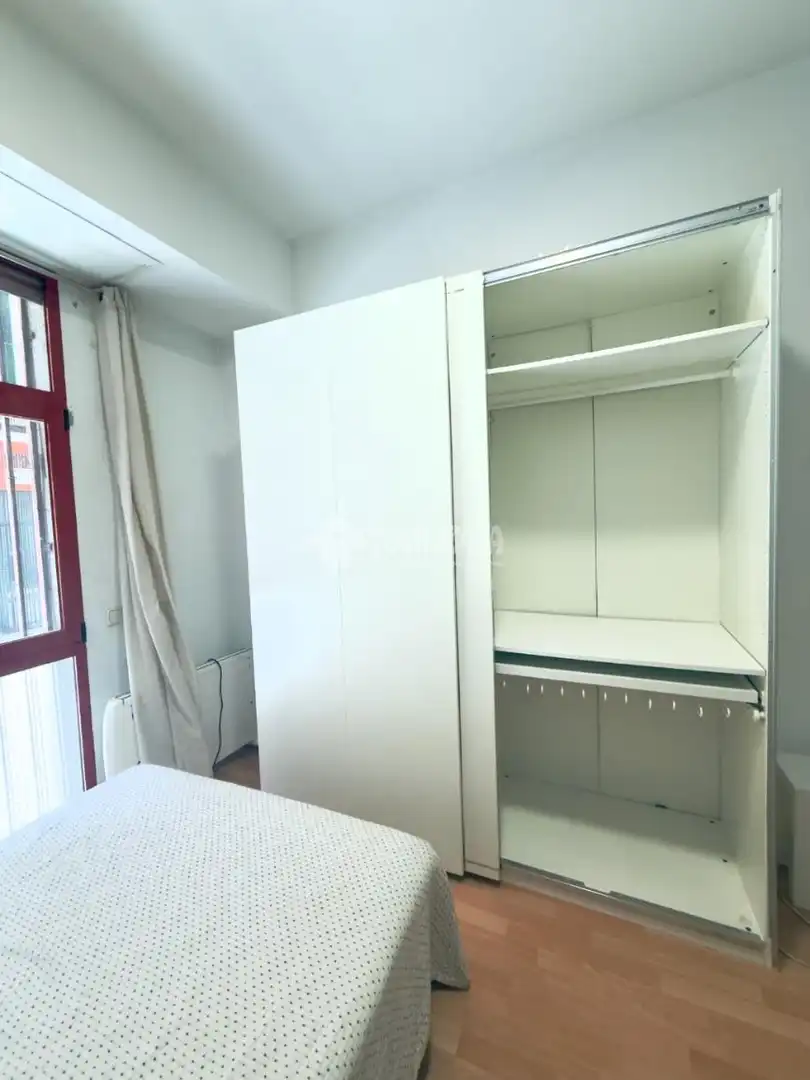 Habitación de Estudio de alquiler en Madrid