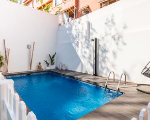 Piscina de Pis en venda en  Barcelona Capital amb Calefacció, Jardí privat i Parquet