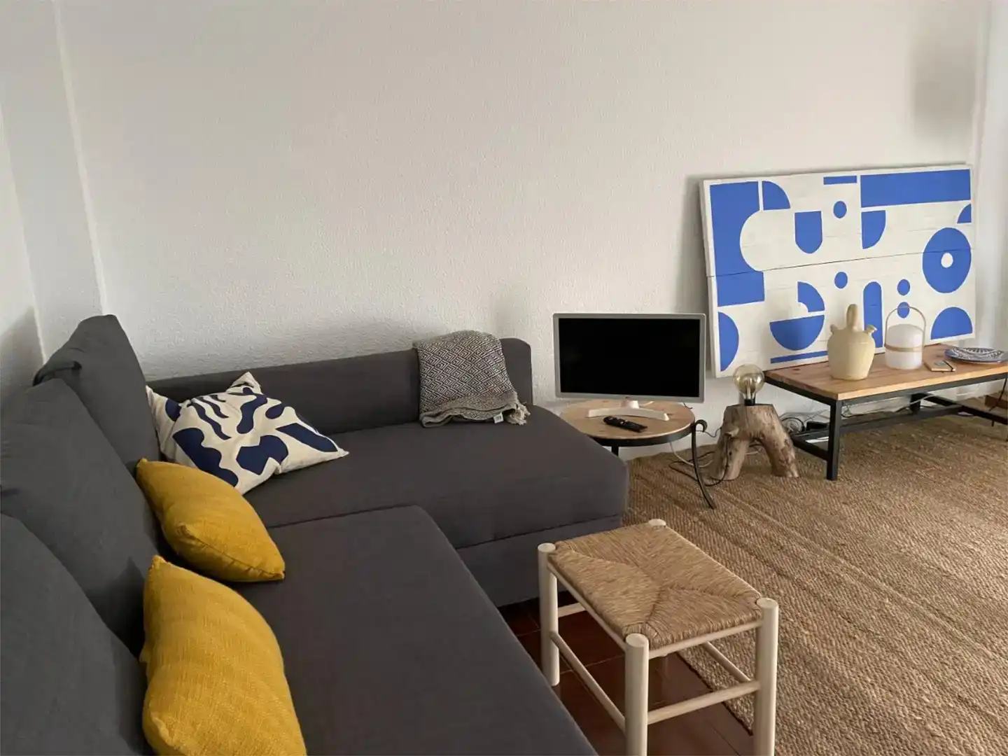 Wohnzimmer von Garage zum Verkauf in Begur