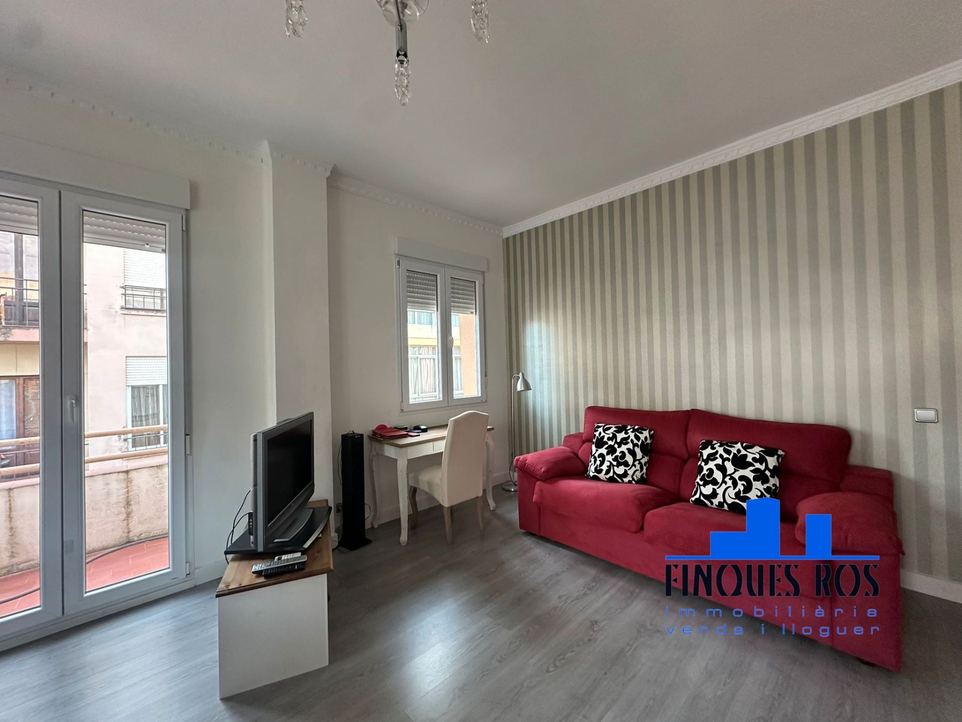 Sala d'estar de Pis en venda en Vinaròs amb Aire condicionat, Calefacció i Parquet