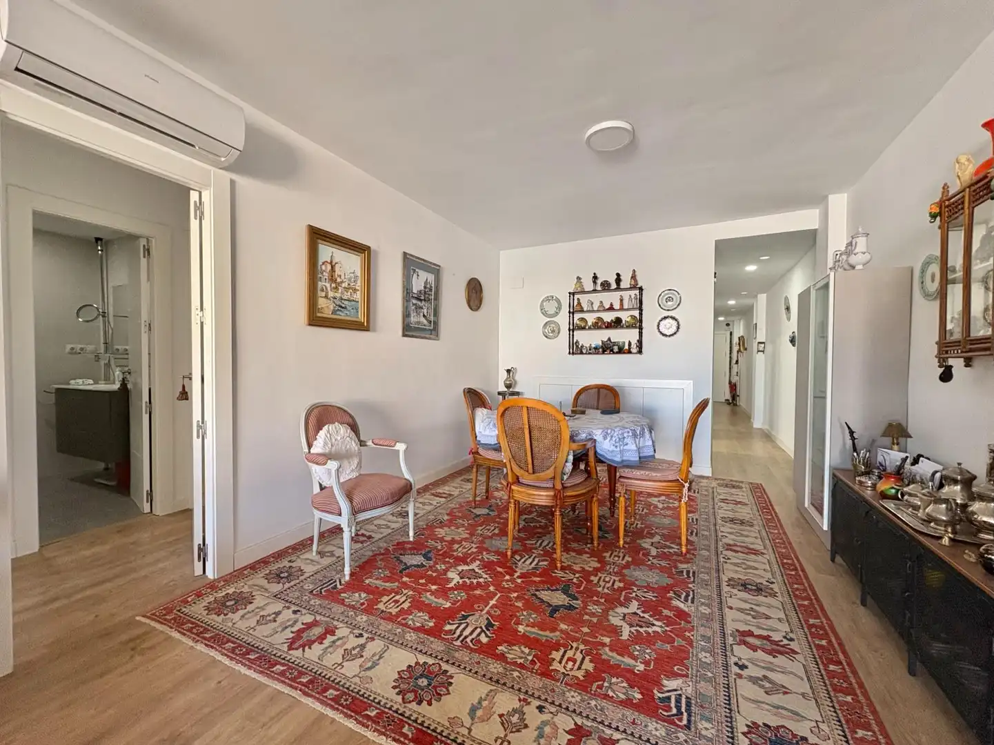 Dining room of Flat for sale in Málaga  with Air Conditioner, Terrace and Furnished