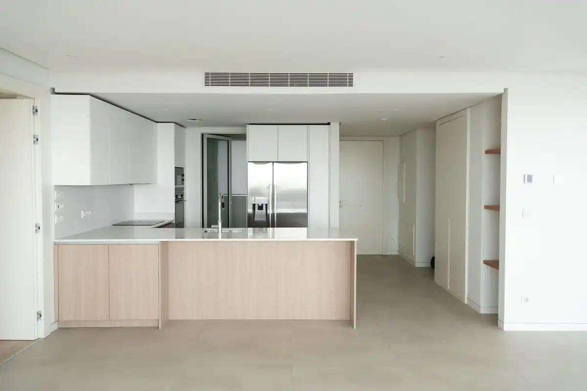 Cocina de Dúplex en venta en Marbella con Terraza y Piscina comunitaria