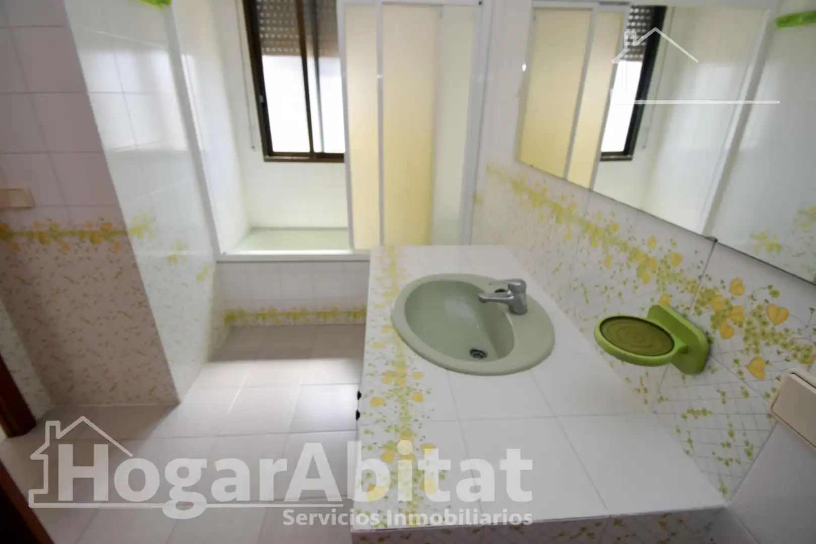 Badezimmer von Haus oder Chalet zum Verkauf in Almazora / Almassora mit Privatgarten, Terrasse und Abstellraum