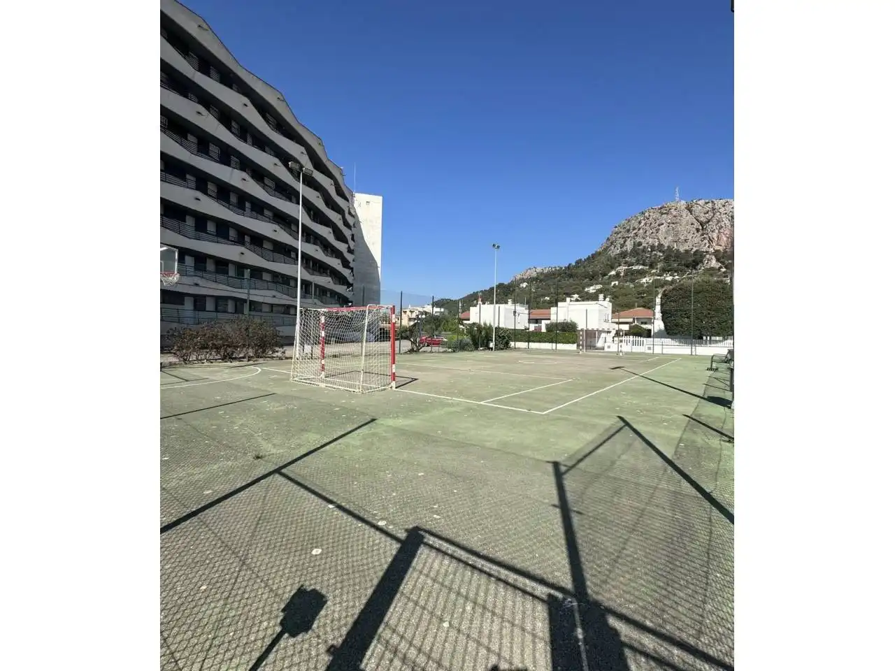 Parking de Piso en venta en L'Estartit con Aire acondicionado, Parquet y Terraza
