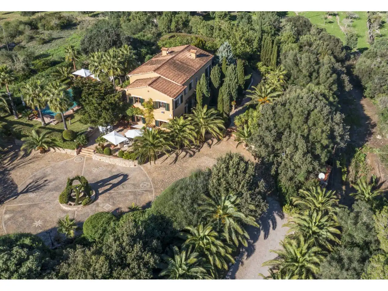 Vista exterior de Finca rústica en venta en Montuïri con Aire acondicionado, Calefacción y Jardín privado