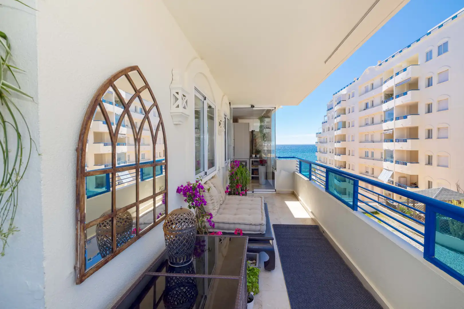 Terrasse von Wohnung zum Verkauf in Marbella mit Klimaanlage, Heizung und Terrasse