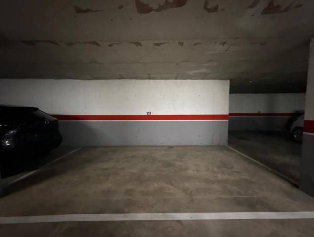Garaje en Venta en Calle de La Alcarria en Los Valles - Sanz Vázquez - El Fuerte