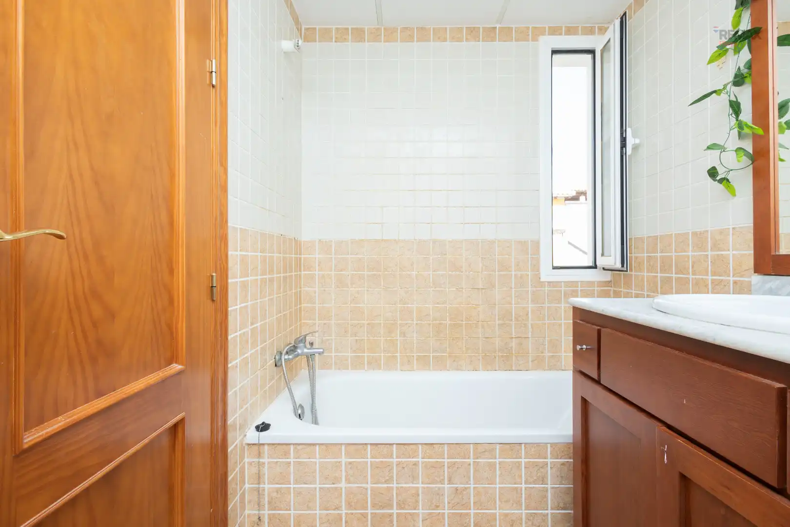 Baño de Ático en venta en Vera con Terraza y Piscina comunitaria