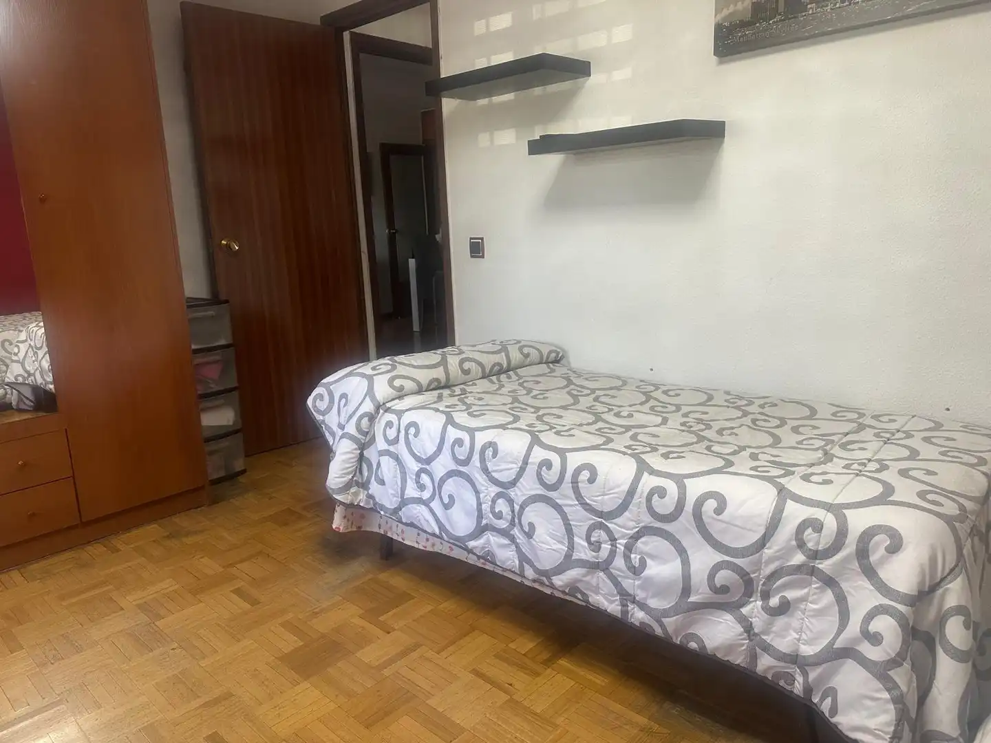 Bedroom of Flat for sale in Madrid  with Heating, Terrace and Furnished