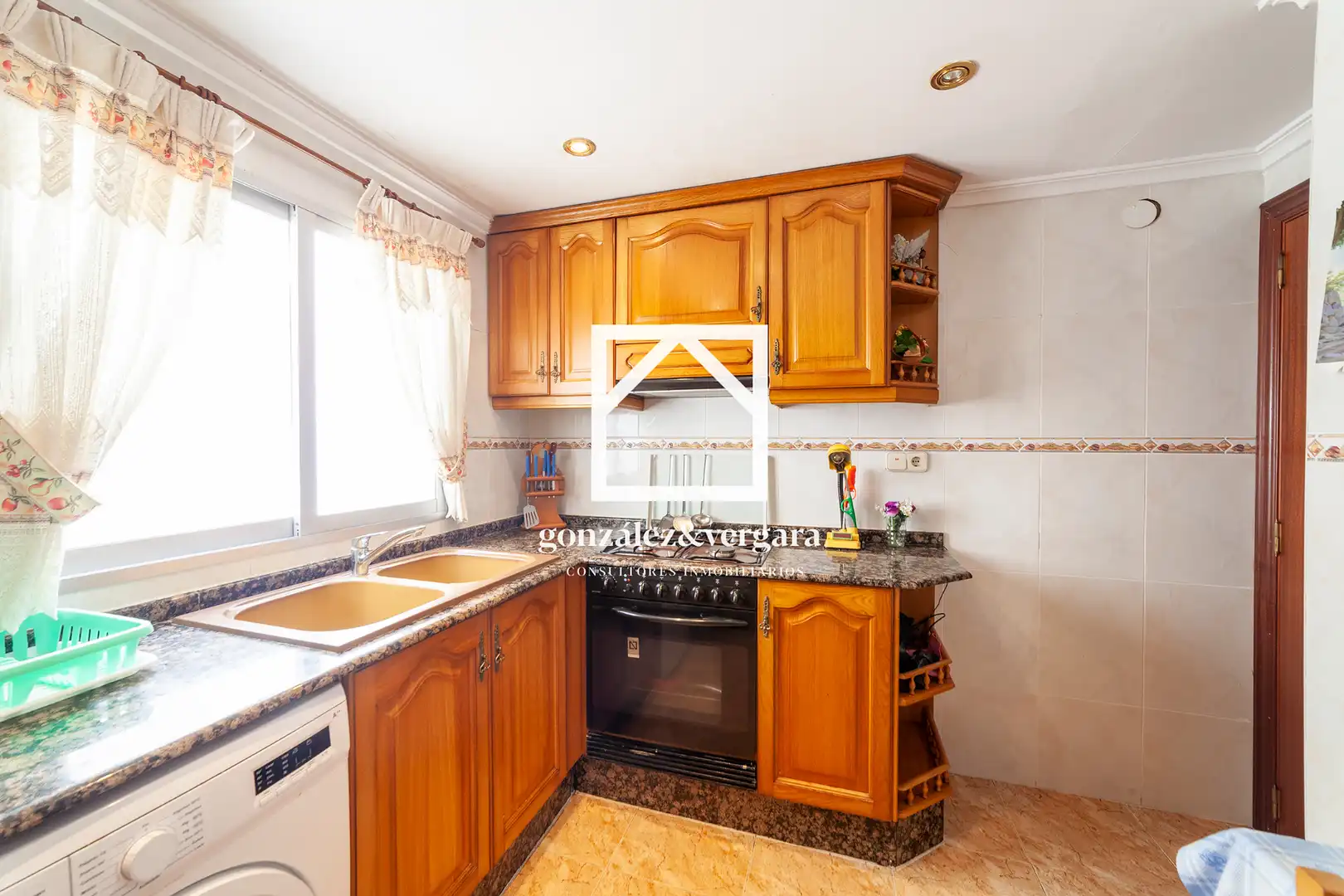Cocina de Piso en venta en Valencia con Aire acondicionado y Balcón
