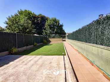 House with garden for sale in Calle Mas Catofa