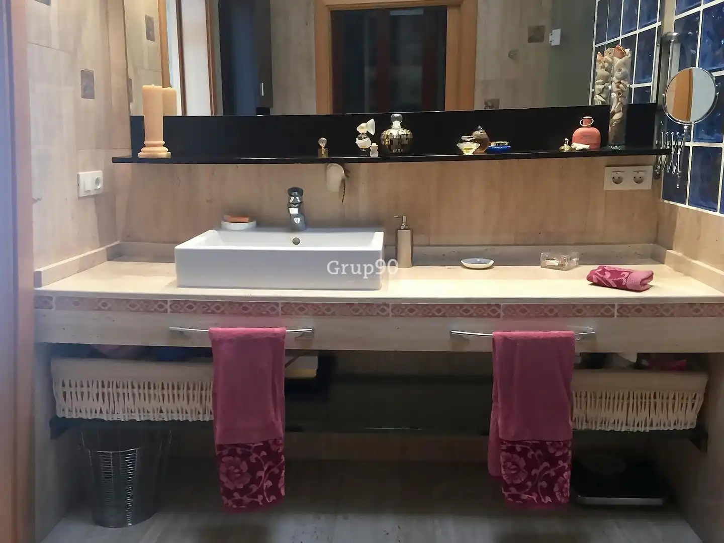 Bathroom of Houses for sale in Lleida  with Heating, Private garden and Parquet flooring