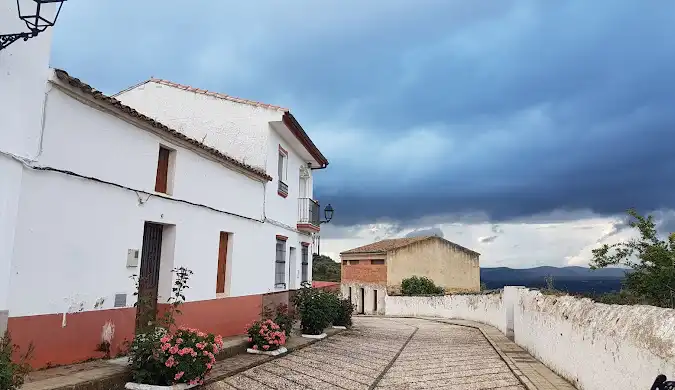 Vista exterior de Residencial en venda en Cumbres de Enmedio