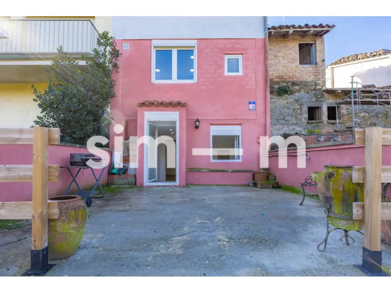 Vista exterior de Casa o chalet en venta en L'Esquirol con Calefacción, Jardín privado y Alarma