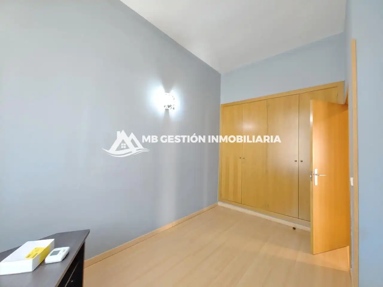 Habitación de Planta baja en venta en Fuenlabrada con Calefacción, Trastero y Piscina