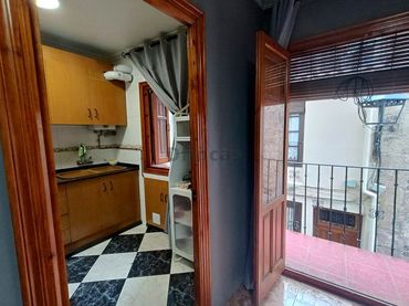 Pis amb balcó en venda a Calle Teruel