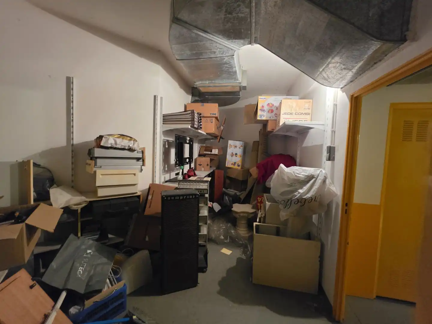 Piso en venta en A Coruña Capital  con Calefacción, Terraza y Trastero