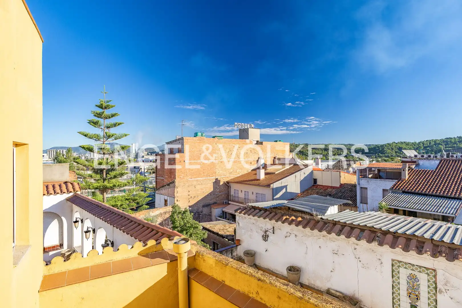 Vista exterior de Casa adosada en venta en Martorell, Barcelona