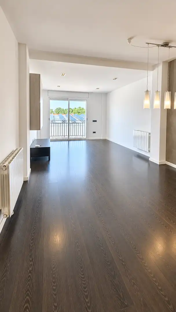 Wohnzimmer von Wohnung zum Verkauf in Reus mit Klimaanlage, Terrasse und Balkon