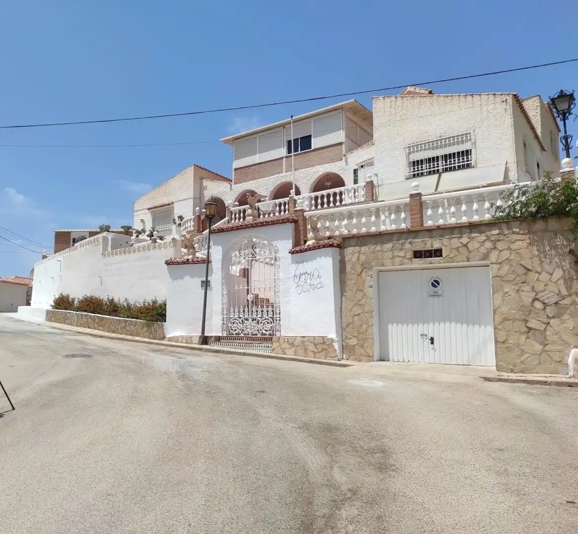 Vista exterior de Casa o xalet en venda en Vélez-Málaga