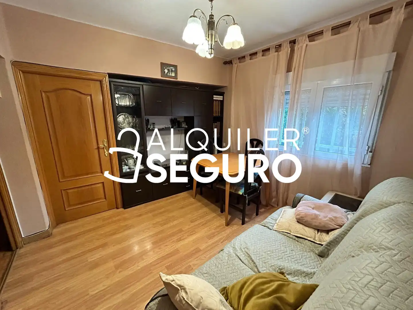 Bedroom of Flat for rent in Madrid  with Air Conditioner, Heating and Furnished
