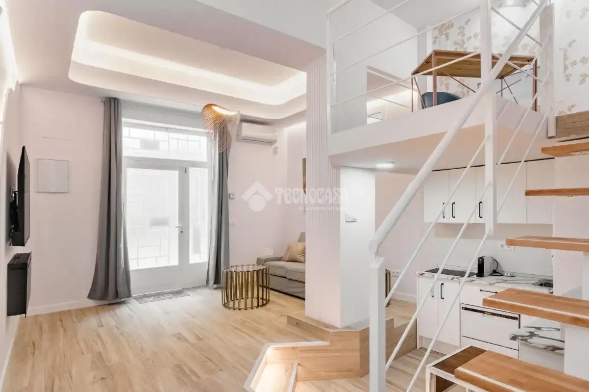 Habitación de Piso en venta en Madrid con Aire acondicionado y Amueblado