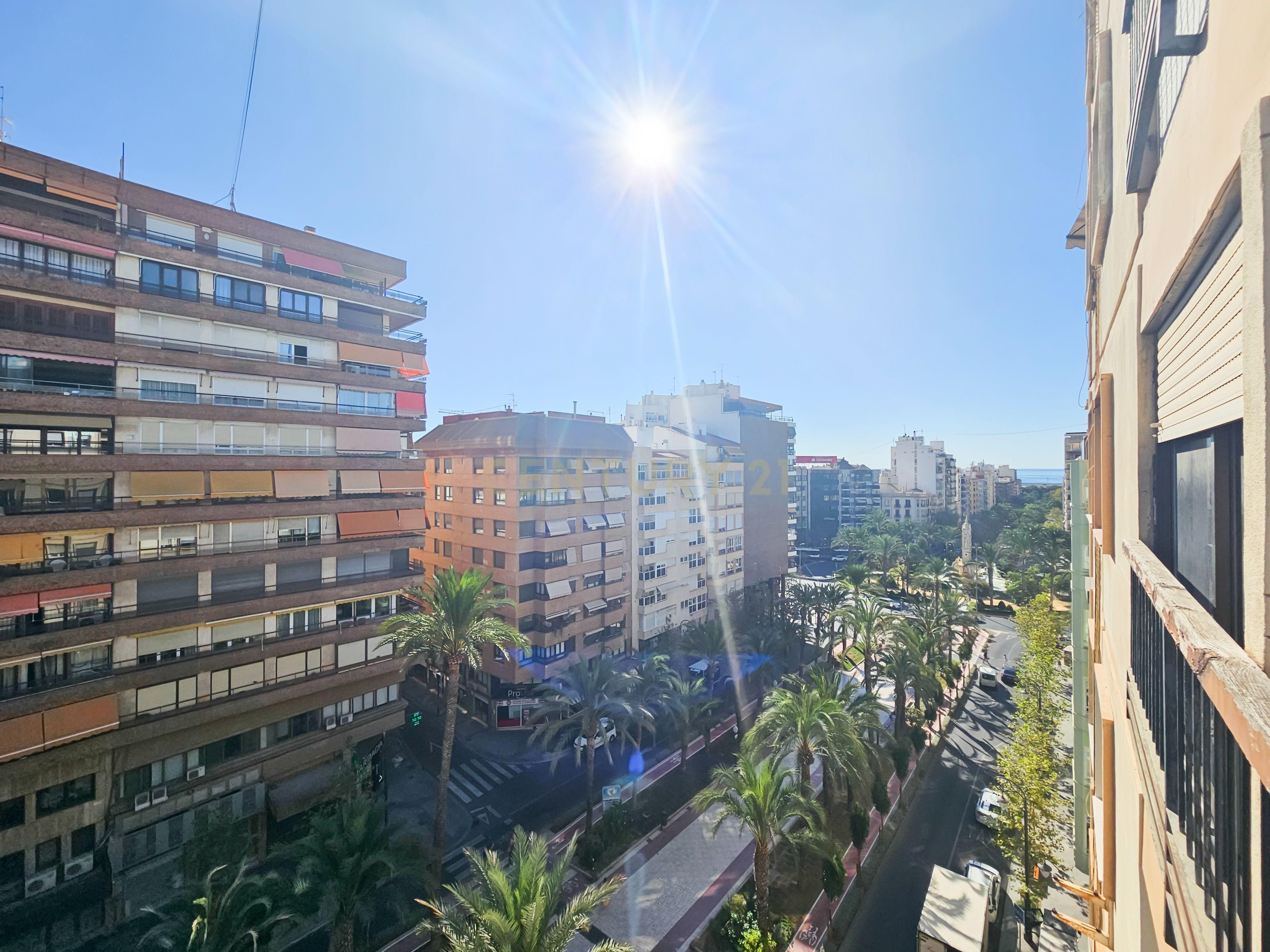 Pis de lloguer a Av. General Marvá, 9, Alicante, Spain, -1, Ensanche - Diputación, Centro