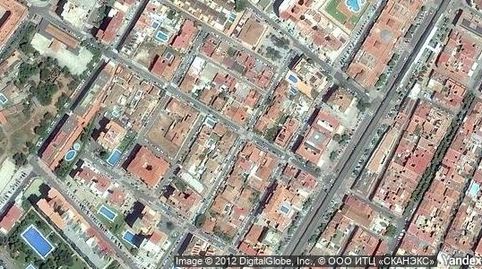 Foto 2 de Piso en venta en Los Boliches, Fuengirola