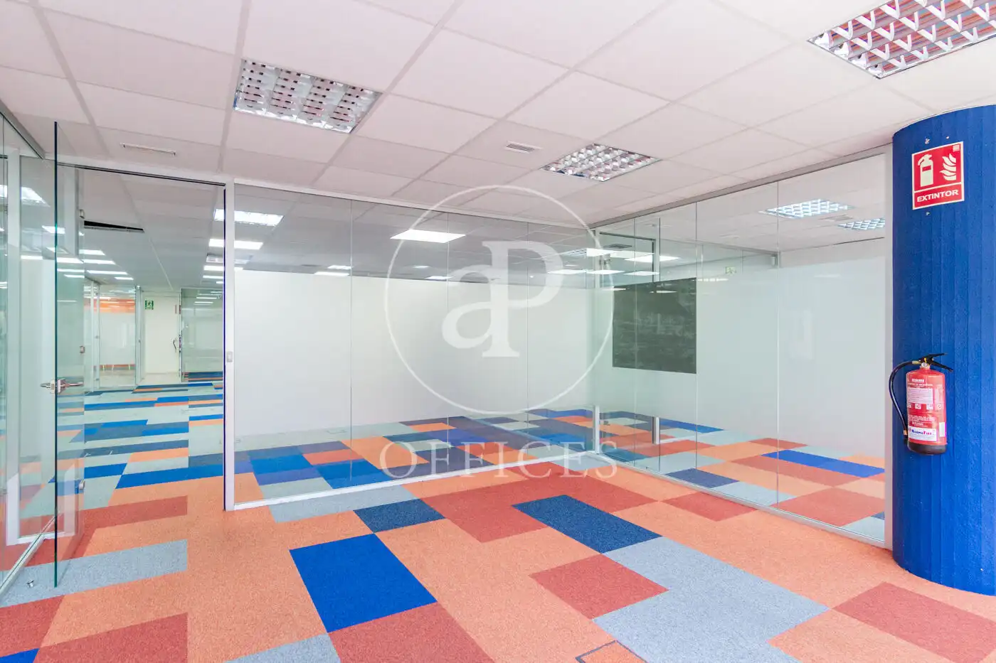 Office for rent in Madrid  with Air Conditioner