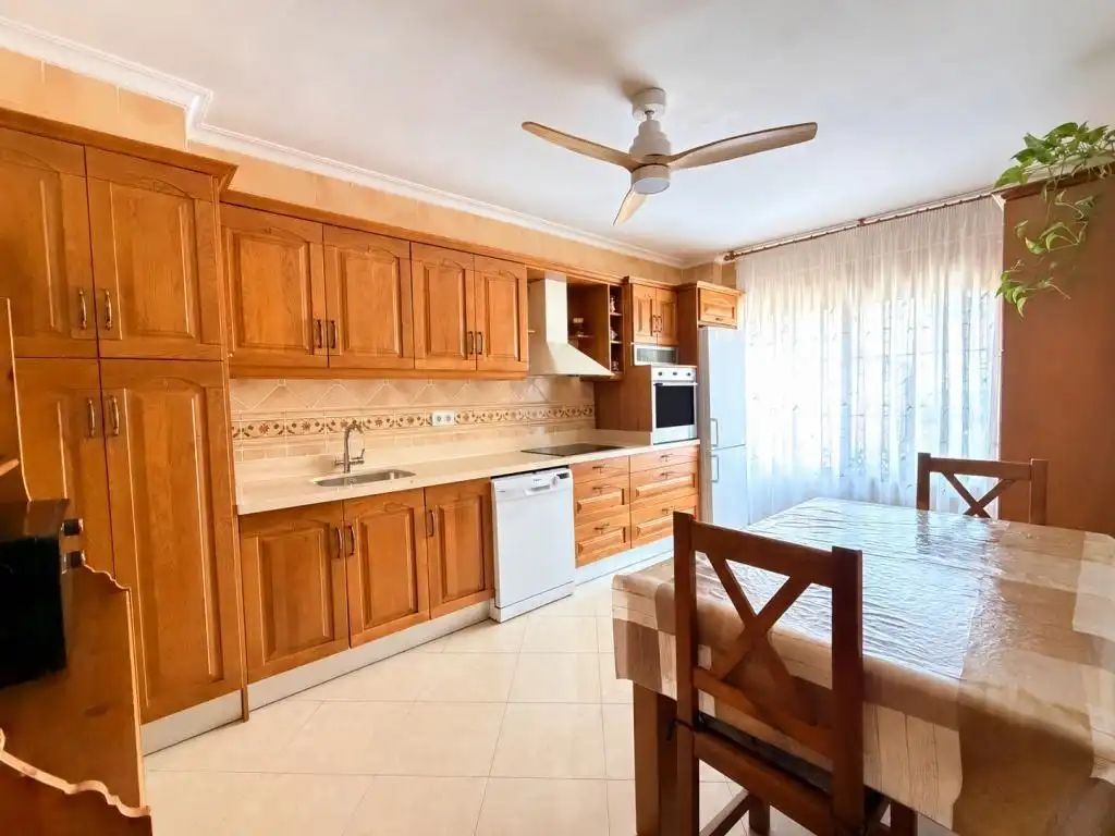 Kitchen of Detached homes for sale in Málaga  with Heating