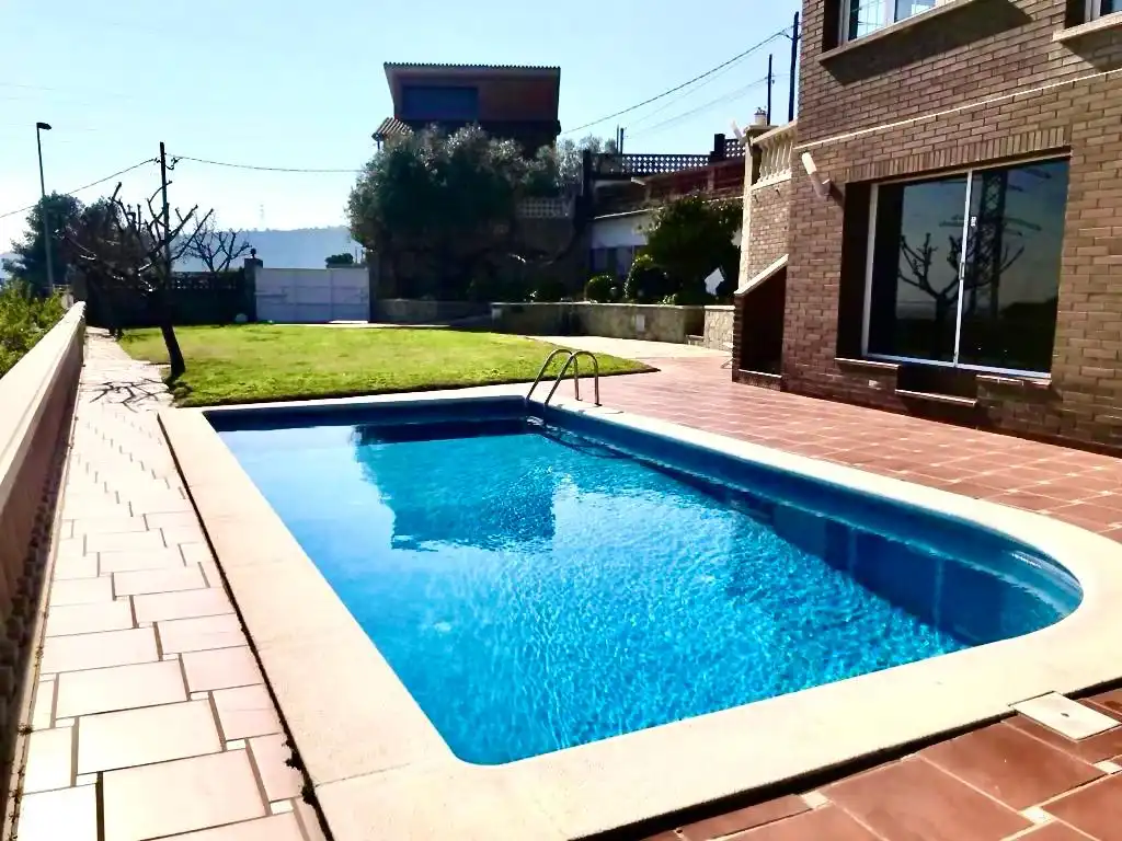 Piscina de Casa o xalet en venda en Marianao