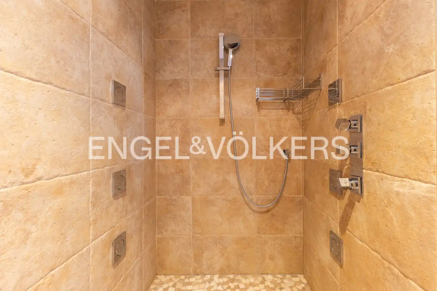 Bathroom of Houses for sale in Pedreguer  with Air Conditioner, Heating and Private garden