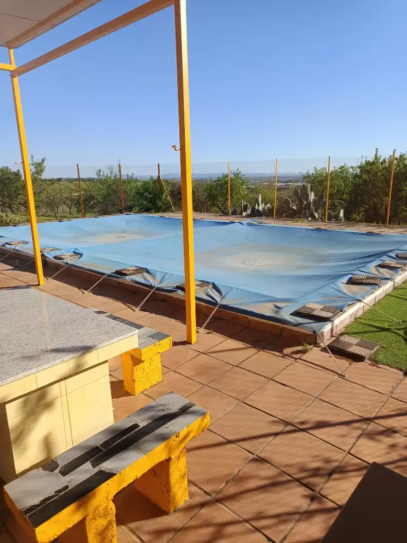Casa rústica con piscina en venta en Zafra